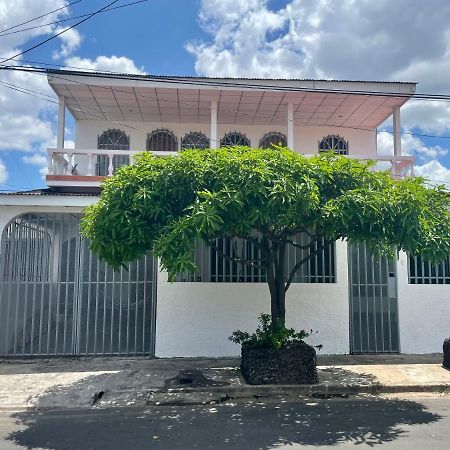 Casa Robles - Room Close To Airport #2 Managua Exterior photo